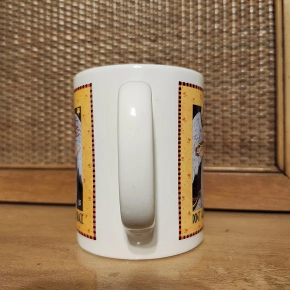 Vintage Mary Engelbreit 1993 Miracle Mug - Picture 3 of 5